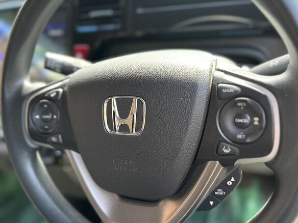 2019 Honda Stepwgn V Рестайлинг, серебристый, 1999000 рублей - вид 30