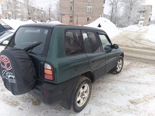 1998 Toyota RAV4 I (XA10), зелёный, 600000 рублей, вид 3
