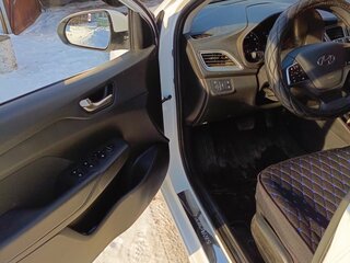 2021 Hyundai Solaris II Рестайлинг, белый, 1750000 рублей, вид 3