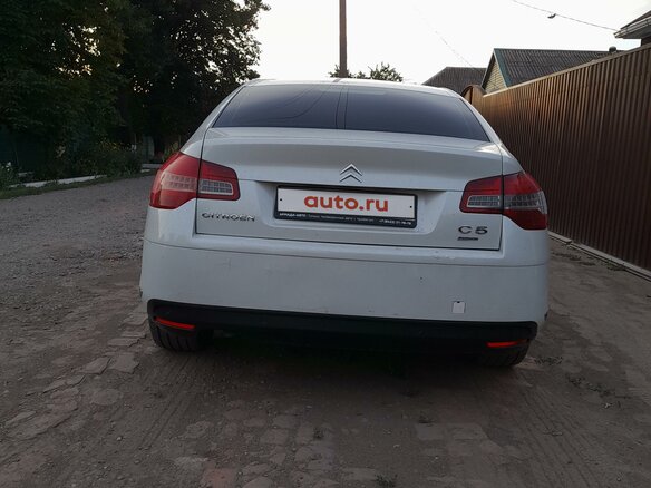 2011 Citroen C5 II, белый, 570000 рублей - вид 4