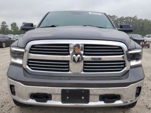 2015 Dodge RAM IV (DS/DJ), серый, 2350000 рублей - вид 1