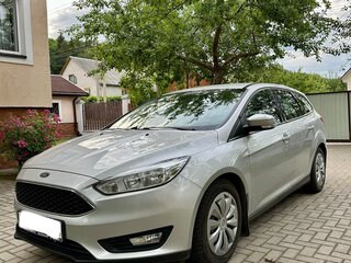 2015 Ford Focus III Рестайлинг, серебристый, 1015000 рублей, вид 1