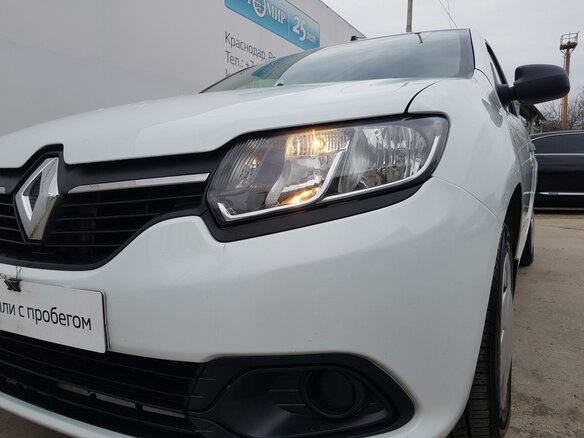 2018 Renault Logan II, белый - вид 12
