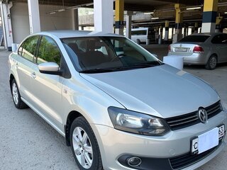 2013 Volkswagen Polo V, бежевый, 960000 рублей, вид 4
