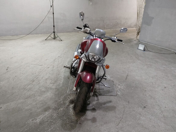 2017 Suzuki Boulevard M109R, красный, 1200000 рублей - вид 2