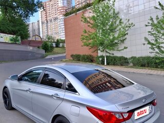 2011 Hyundai Sonata VI (YF), серый, 1380000 рублей, вид 5