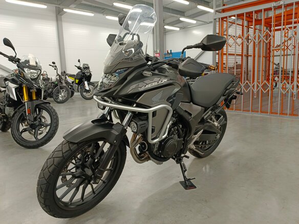 2019 Honda 400X, серый, 540000 рублей - вид 4