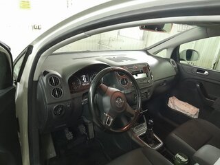 2012 Volkswagen Golf Plus II, белый, 660000 рублей, вид 5