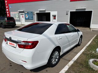 2014 Toyota Camry VII (XV50), белый, 1544000 рублей, вид 3