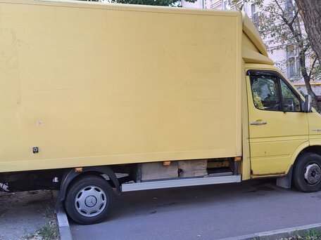 2005 Mercedes-Benz Sprinter, жёлтый, 1600000 рублей, вид 2