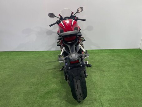 2020 Honda CBR 650R, красный, 800000 рублей, вид 3