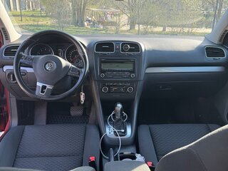 2011 Volkswagen Golf VI, красный, 700000 рублей, вид 4