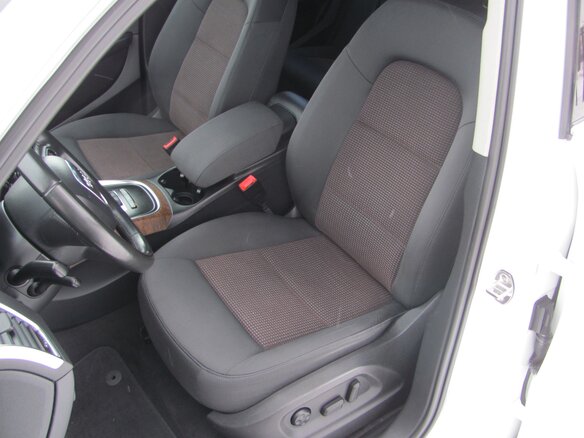 2011 Audi Q5 I (8R), белый - вид 7