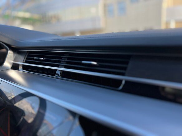 2018 Audi A8 Long 60 TFSI IV (D5), белый, 6888888 рублей - вид 26