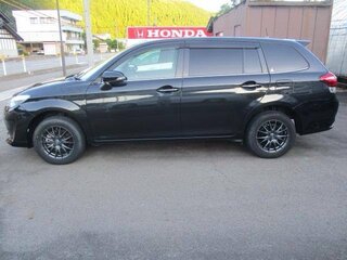 2017 Toyota Corolla Fielder XI (E160, E170, E180) Рестайлинг 1, чёрный, 970000 рублей, вид 3