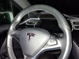 2018 Tesla Model X 75D I, белый, 5728461 рублей, вид 2
