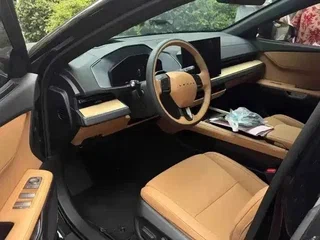 2026 Lexus ES 300h VIII, чёрный, 7282000 рублей, вид 4
