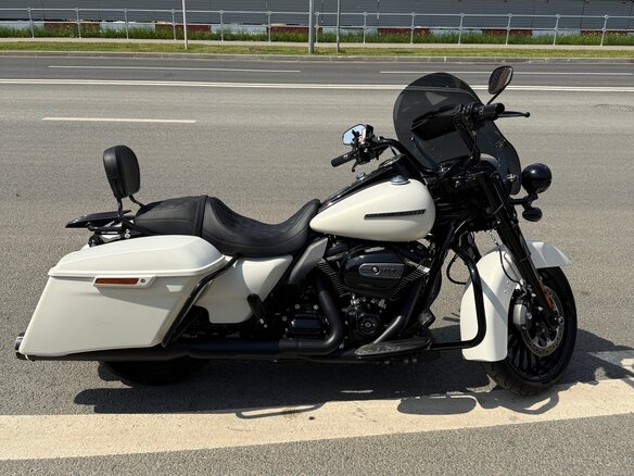 2019 Harley-Davidson Road King, белый, 2790000 рублей - вид 1