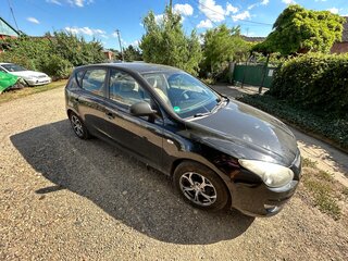 2009 Hyundai i30 I, чёрный, 750000 рублей, вид 1