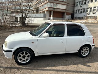 1998 Nissan March II (K11), белый, 200000 рублей, вид 3