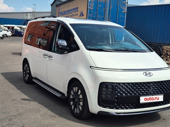 2022 Hyundai Staria I, белый, 7000000 рублей - вид 1