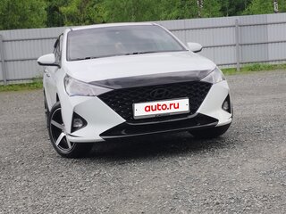 2020 Hyundai Solaris II Рестайлинг, белый, 1300000 рублей, вид 5