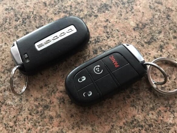 2014 Dodge Durango III Рестайлинг, серый, 2950000 рублей - вид 12