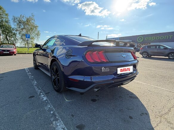 2020 Ford Mustang VI Рестайлинг, синий, 2200000 рублей - вид 11