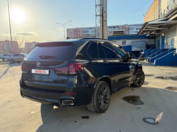 2017 BMW X5 30d III (F15), чёрный, 4000000 рублей - вид 2