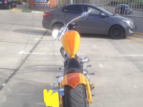 2005 Harley-Davidson Softail Custom, жёлтый, 1500000 рублей, вид 4