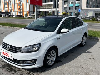 2016 Volkswagen Polo V Рестайлинг, белый, 1100000 рублей, вид 1