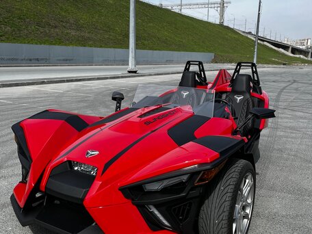 2021 Polaris Slingshot, красный, 4500000 рублей, вид 5