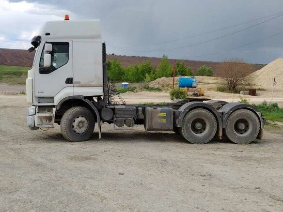 2011 Renault Premium, белый, 2500000 рублей