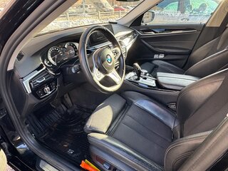 2017 BMW 5 серии 530i xDrive VII (G30/G31/G38), чёрный, 3100000 рублей, вид 5