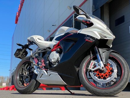 2013 MV Agusta F3 800, белый, 815000 рублей, вид 2