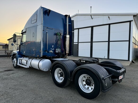 2003 Freightliner Century Class, синий, 2700000 рублей - вид 19