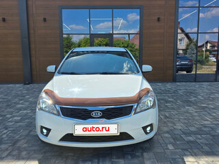 2010 Kia Ceed I, белый, 780000 рублей, вид 3