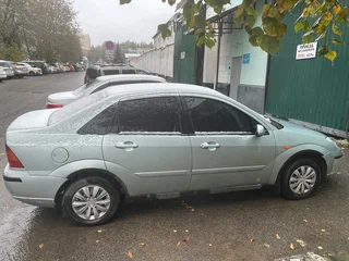 2004 Ford Focus I Рестайлинг, серебристый, 320000 рублей, вид 4