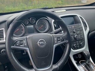 2012 Opel Astra GTC J Рестайлинг, чёрный, 650000 рублей, вид 3