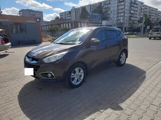 2013 Hyundai ix35 I, коричневый, 1065000 рублей, вид 1