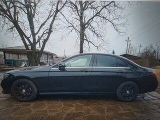 2020 Mercedes-Benz E-Класс 200 d V (W213, S213, C238), чёрный, 3500000 рублей, вид 1