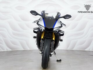 2017 Yamaha YZF-R1M, чёрный, 1749000 рублей, вид 4