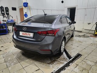 2018 Hyundai Solaris II, серый, 1640000 рублей, вид 3