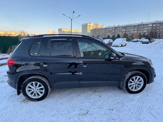 2013 Volkswagen Tiguan I Рестайлинг, чёрный, 1350000 рублей, вид 4