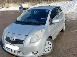 2007 Toyota Yaris Multimode II, серый, 590000 рублей, вид 3
