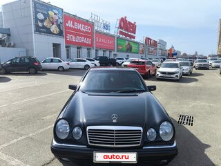 1996 Mercedes-Benz E-Класс 280 II (W210, S210), чёрный, 650000 рублей, вид 2