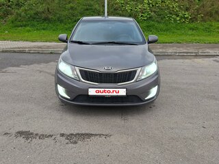 2014 Kia Rio 6-speed III, серый, 845000 рублей, вид 1