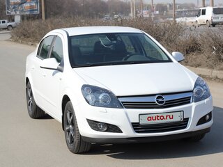 2012 Opel Astra H Рестайлинг, белый, 1200000 рублей, вид 3
