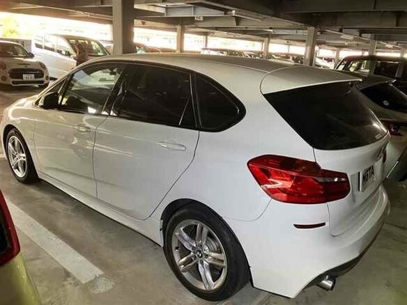 2016 BMW 2 серии Active Tourer 218i F45, белый, 850000 рублей - вид 3