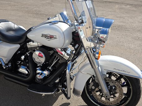 2015 Harley-Davidson Road King, белый, 1150000 рублей, вид 3